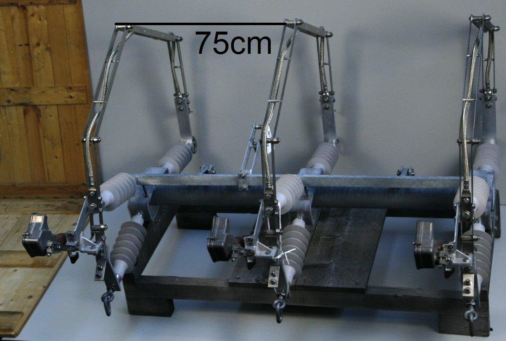 SchalterTyp S+S 24kV Polabstand 750mm Kunststoffisolatoren und Löschkammern